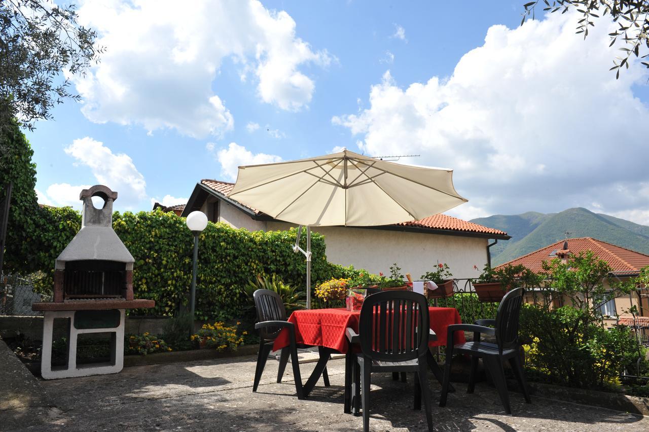 Hotel Bellavista Meuble Monte Isola Exterior foto